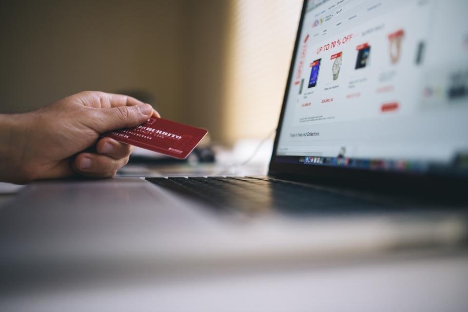Inmobiliarias, Despachos y E-commerce